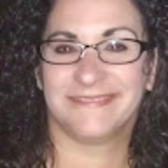 Meet your Posher, Laura - Picture 1 of 1